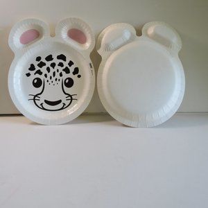 SNOW LEOPARD  ZOO PALS  Hefty paper plate (1 item)